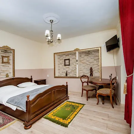 Zira - Authentic In Old Town 3* Брашов