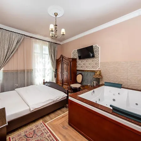 Zira - Authentic In Old Town Brașov