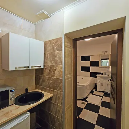 Zira - Authentic In Old Town Penzion 3*
