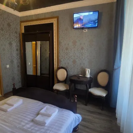 Zira - Authentic In Old Town Gasthof Brașov