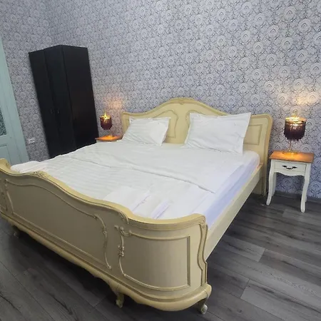Zira - Authentic In Old Town Gasthof 3*