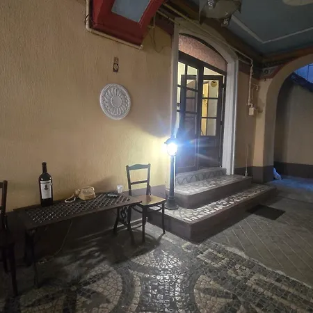 Zira - Authentic In Old Town 3* Brașov