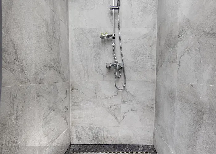 Zira - Authentic In Old Town Brasov