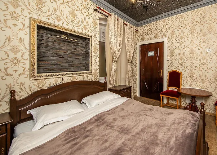 Guest house Zira - Authentic In Old Town