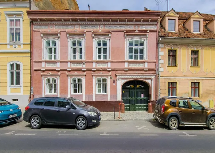 Guest house Zira - Authentic In Old Town Brasov