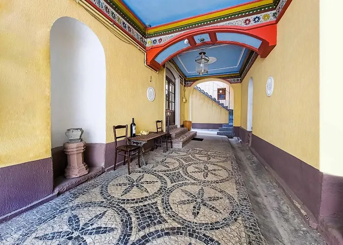 Guest house Zira - Authentic In Old Town